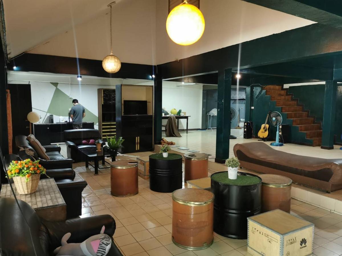 The Chiang Mai Walkers Hotel Bagian luar foto