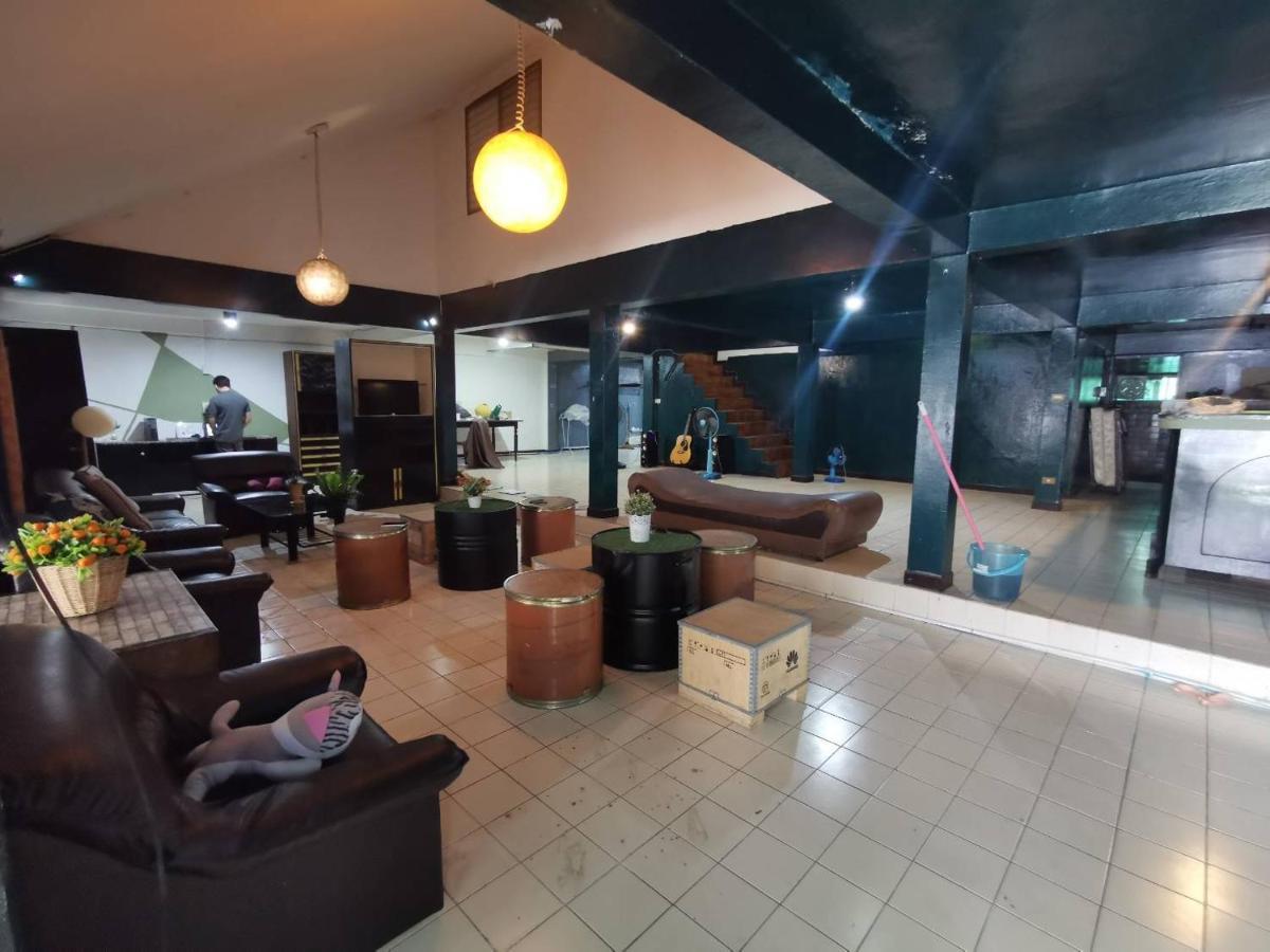 The Chiang Mai Walkers Hotel Bagian luar foto