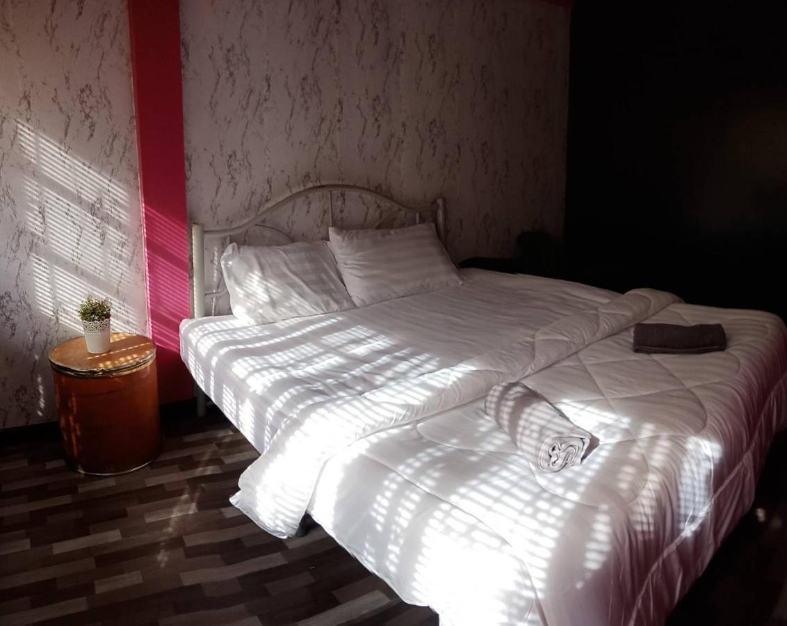 The Chiang Mai Walkers Hotel Bagian luar foto